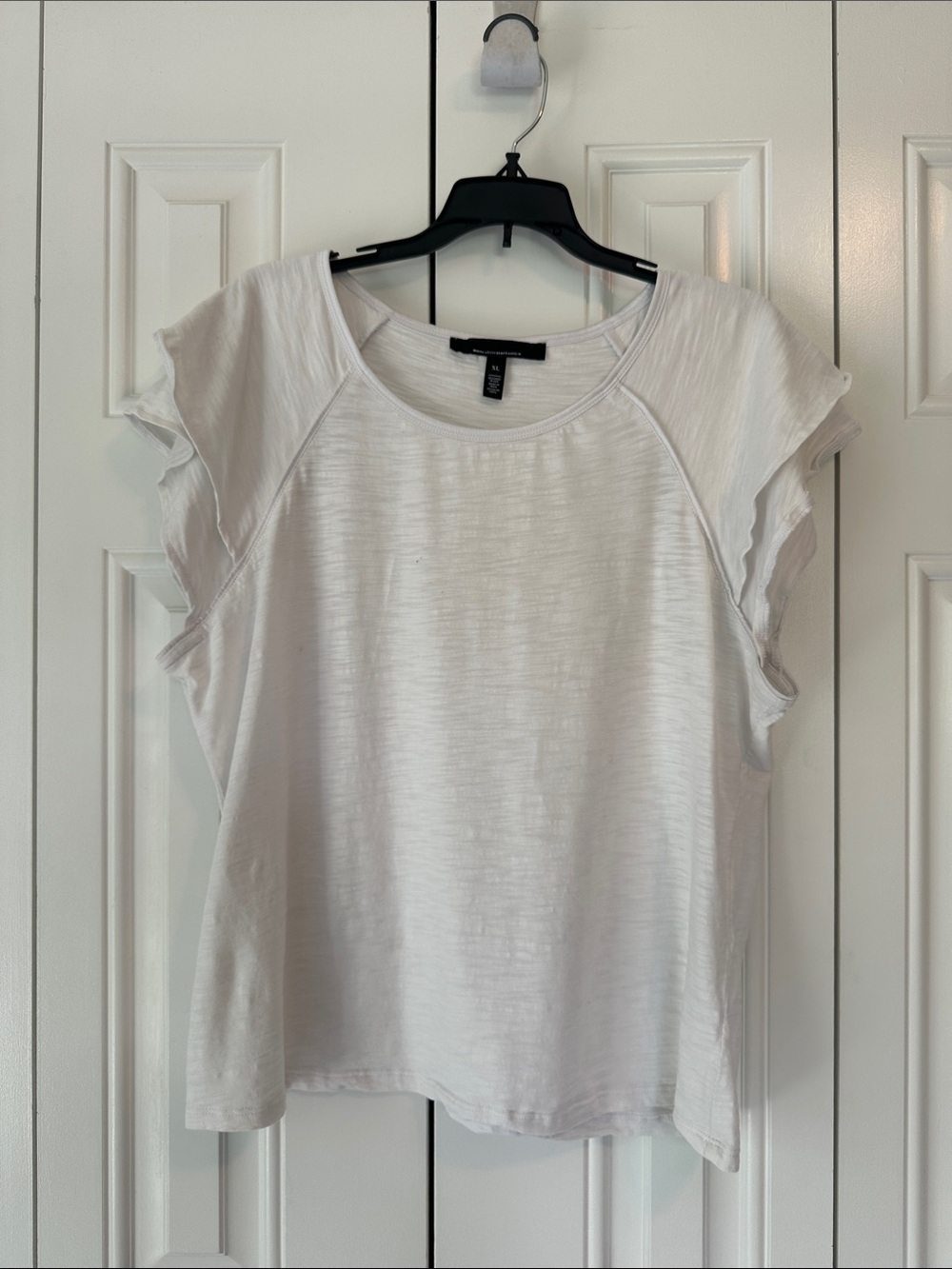 White House Black Market White Flutter Sleeve Short Sleeve Tee